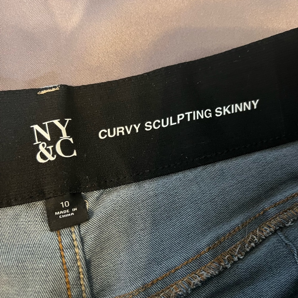 Curvy Sculpting Skinny Jeans, Size 10. Fit so good! - Picture 3 of 4